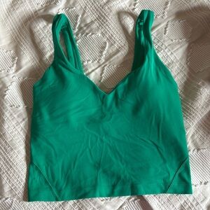 Lululemon align tank
Size 2
Color Kelly green